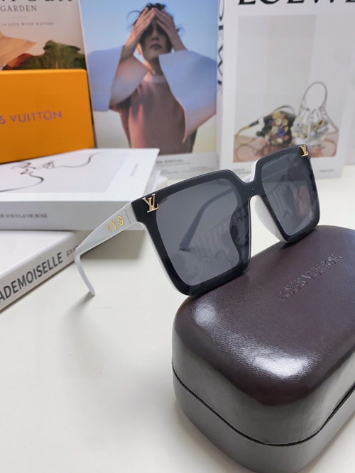 ルイヴィトンサングラス着用イメージ